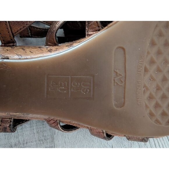 American Eagle Bronze Gladiator Sandals Wedge Heel Cork Sole US Size 7 - Picture 6 of 6